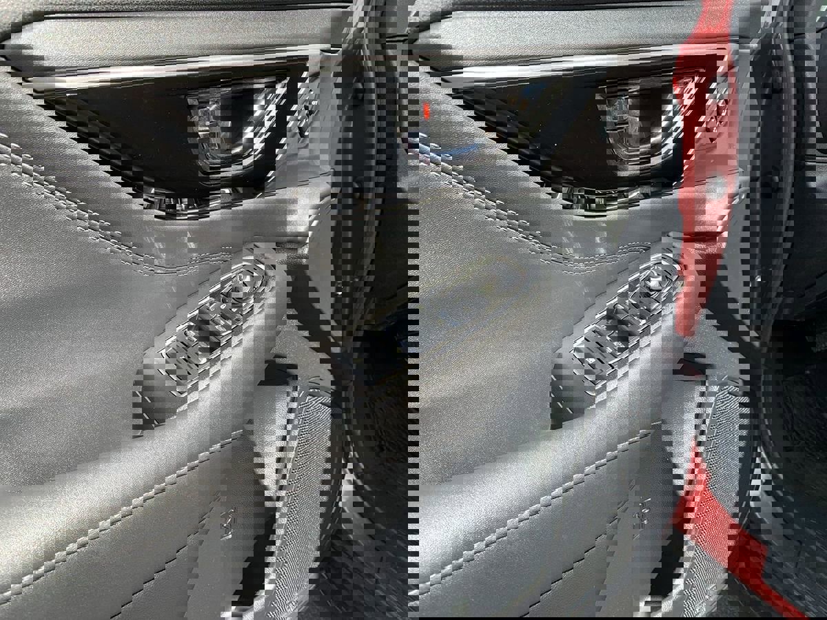 Used 2020 Subaru Outback Limited XT image 16