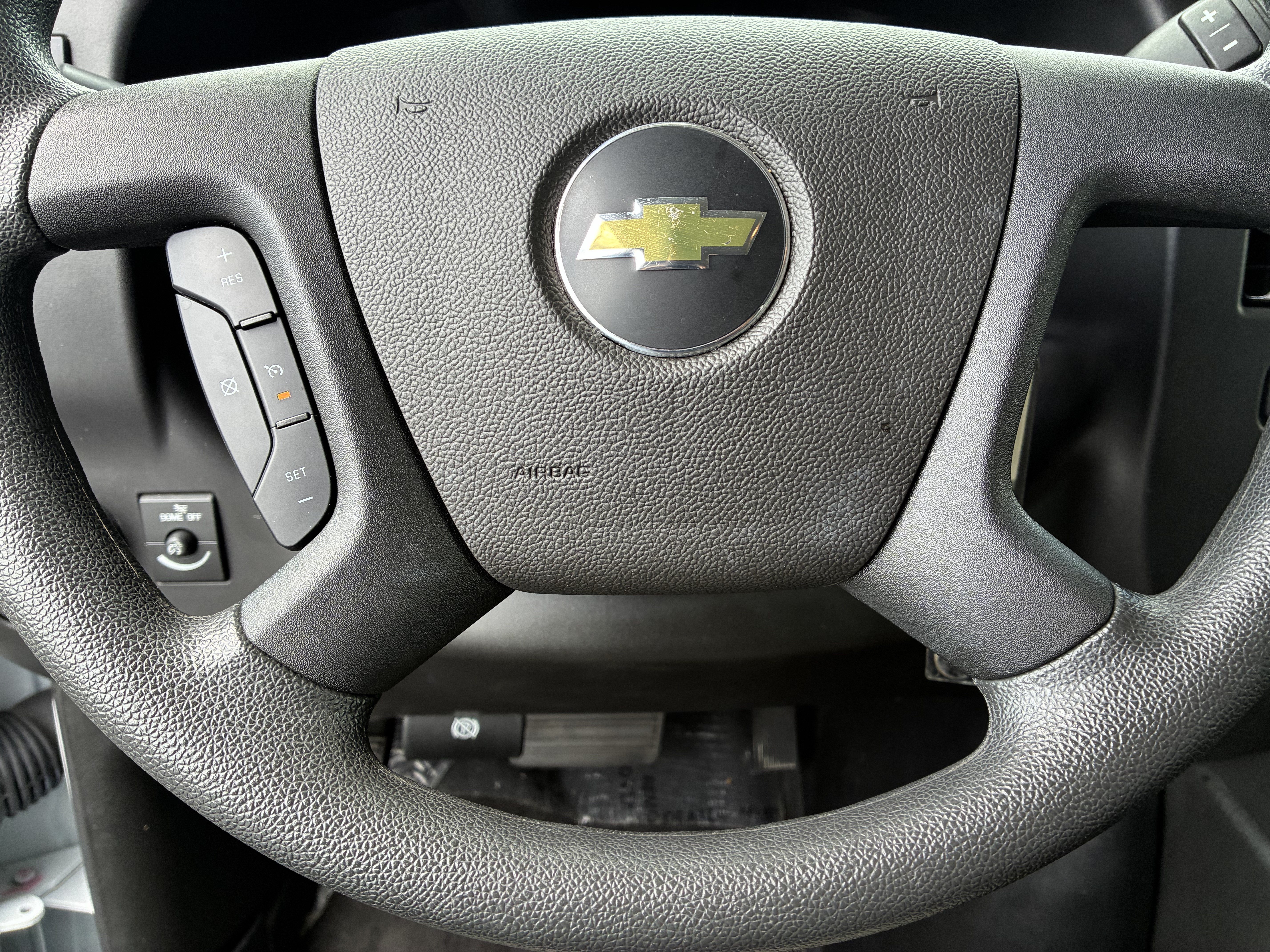 Used 2025 Chevrolet Express 3500 LT w/ LT Preferred Equipment Group RWD image 29