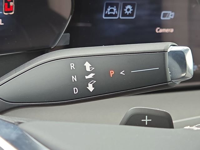 New 2026 Chevrolet Traverse LT image 16