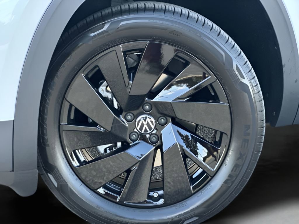 New 2026 Volkswagen Atlas Cross Sport SE image 10