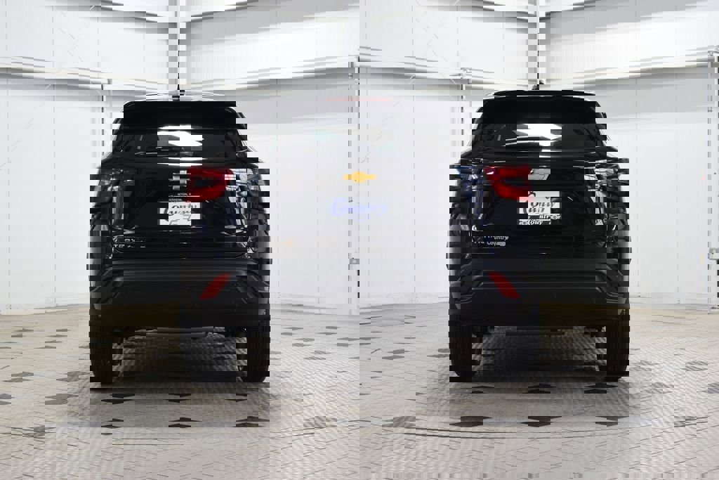 New 2026 Chevrolet Trax LS w/ LS Convenience Package FWD image 7