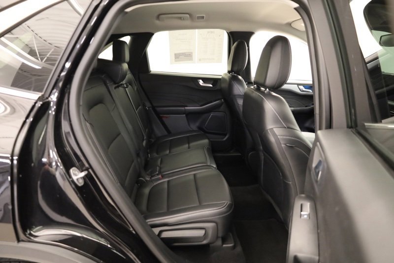 Used 2023 Ford Escape Platinum image 31