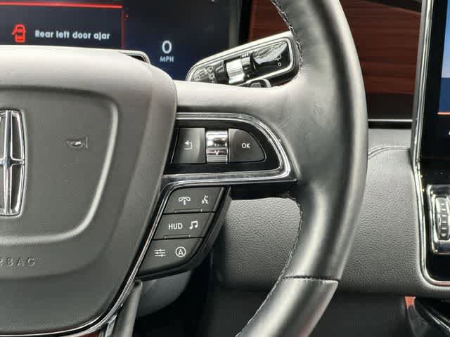Used 2024 Lincoln Navigator Reserve image 10