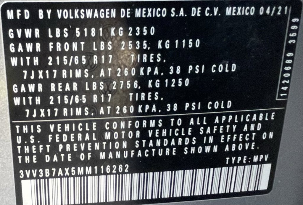 Used 2021 Volkswagen Tiguan SE image 40