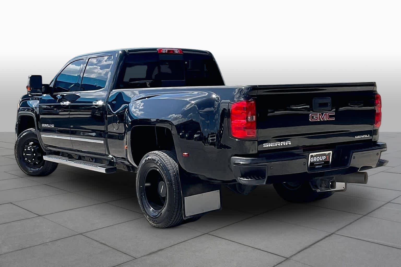 Used 2016 GMC Sierra 3500 Denali w/ Duramax Plus Package AWD/4WD image 12