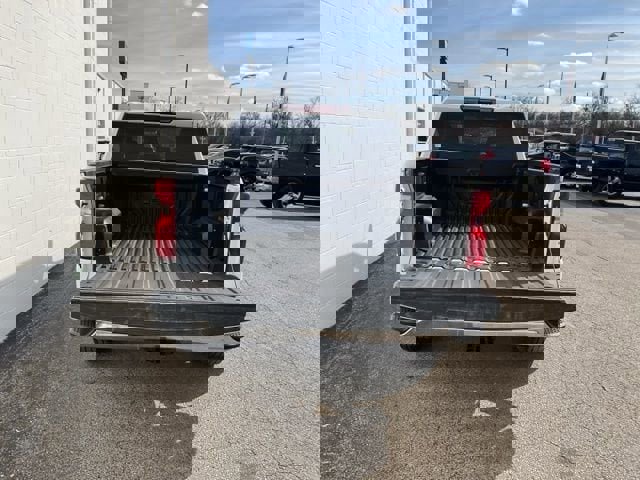 Used 2023 Chevrolet Silverado 1500 LT image 7