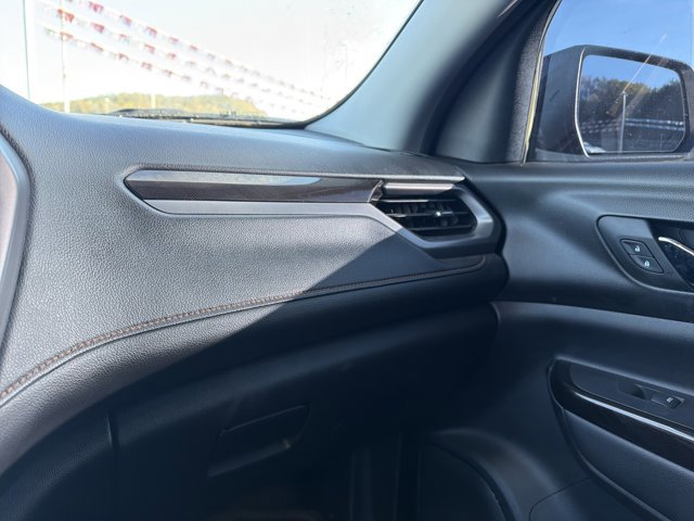 Used 2023 GMC Acadia AT4 w/ Preferred Package image 23