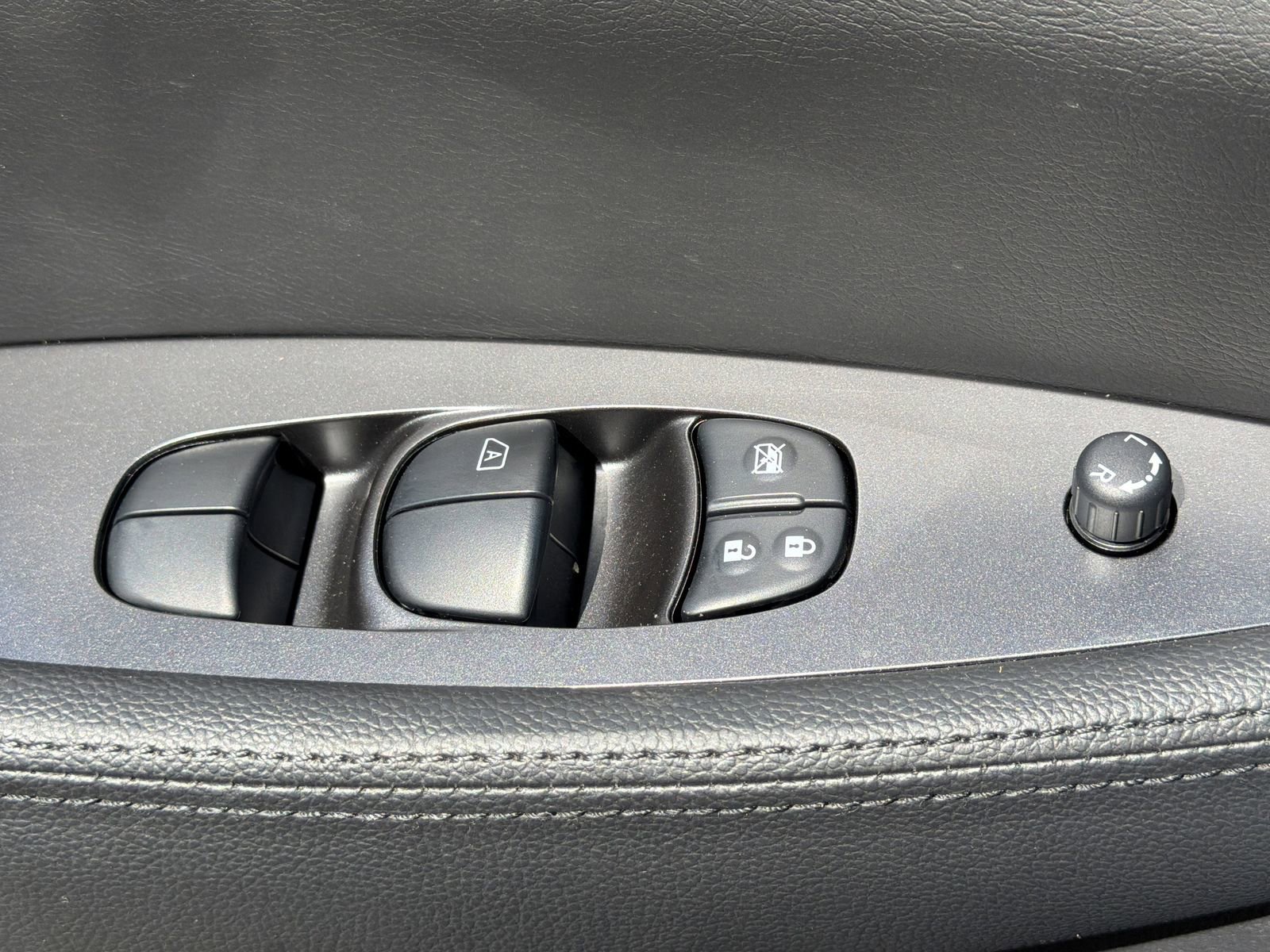 Certified 2023 Nissan Leaf S FWD image 19