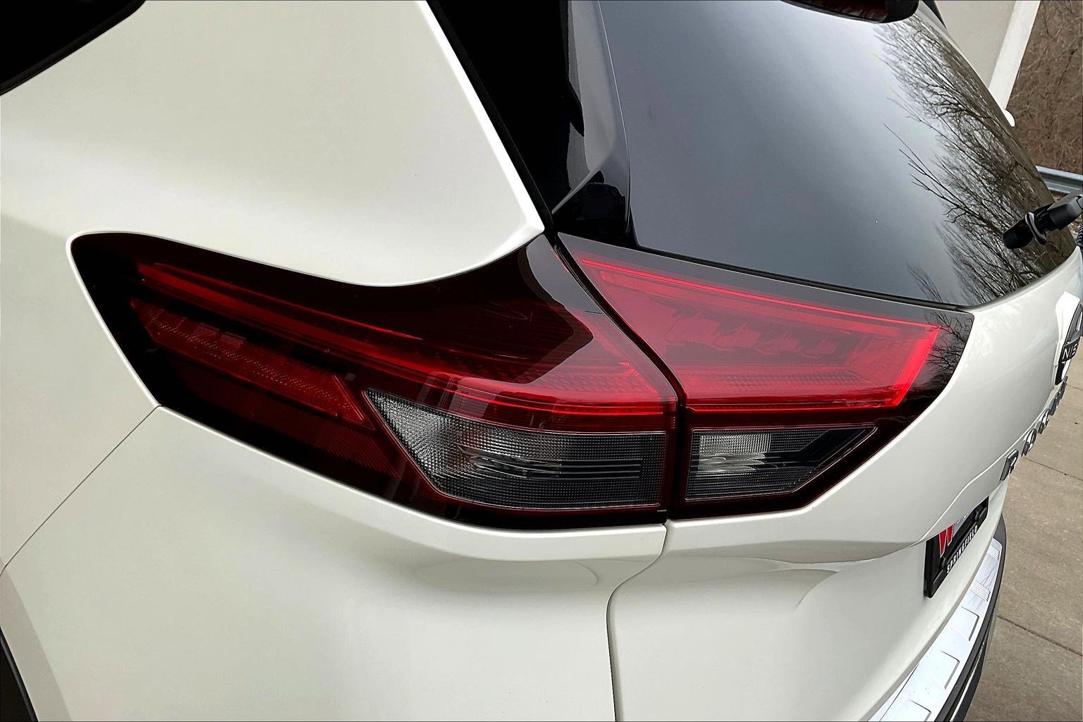 Used 2023 Nissan Rogue Platinum w/ Platinum Premium Package image 23