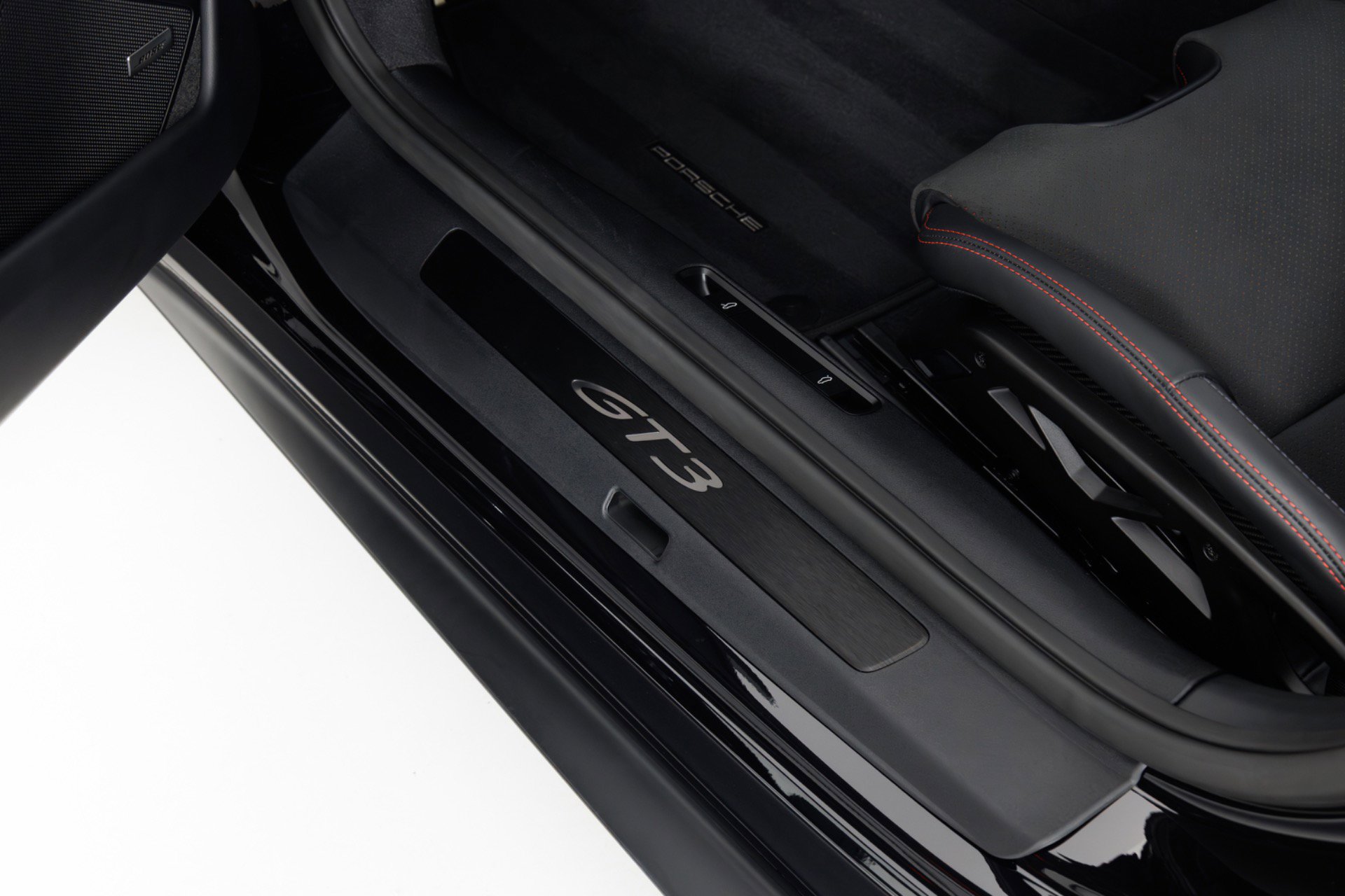 Used 2025 Porsche 911 GT3 RWD image 31