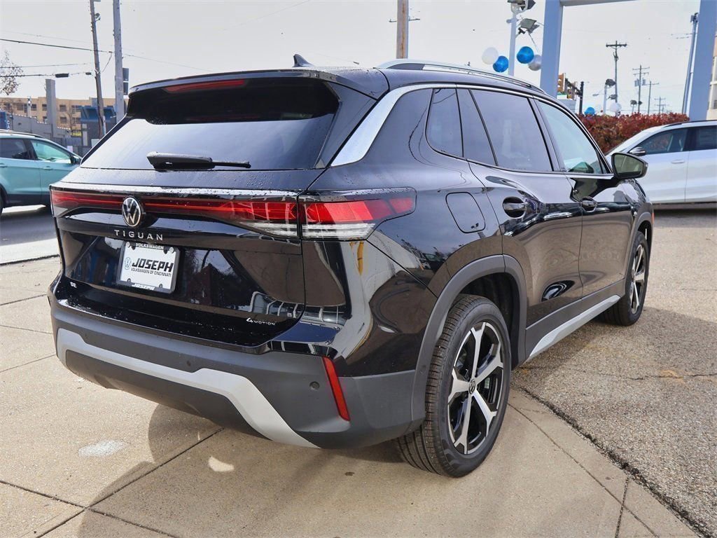 New 2026 Volkswagen Tiguan SE AWD/4WD image 5
