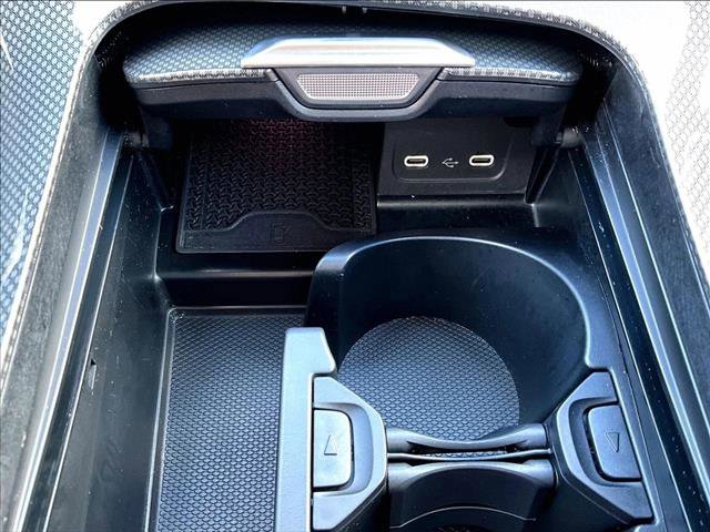 Used 2025 Mercedes-Benz C 300 Sedan image 26