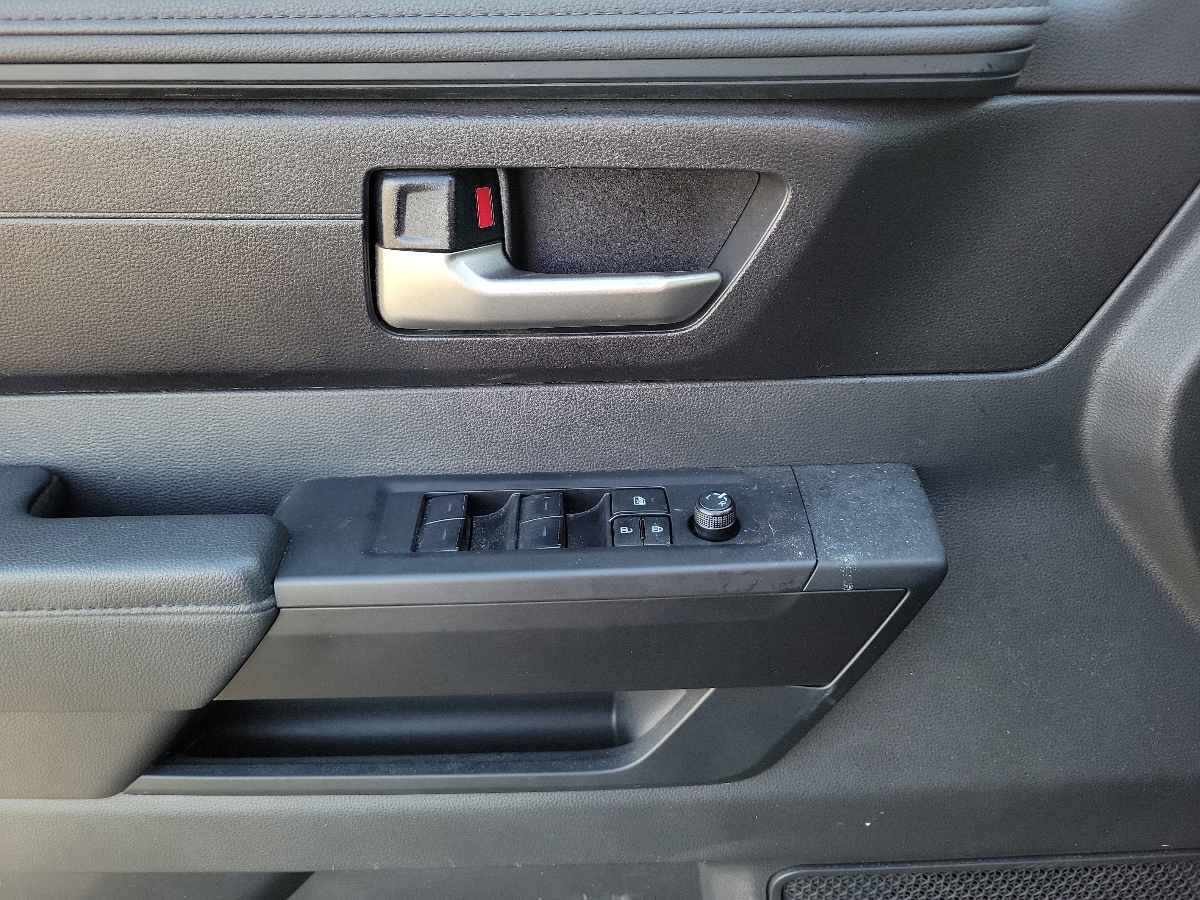 Used 2024 Toyota Tundra SR5 w/ SR5 Convenience Package image 18