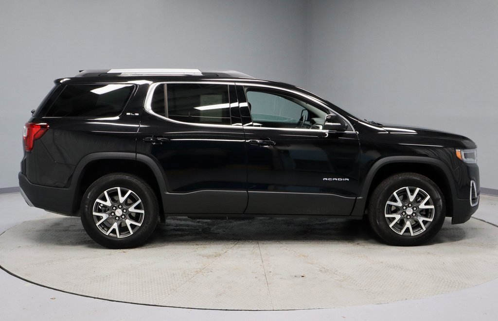 Used 2023 GMC Acadia SLE w/ Driver Convenience Package image 6