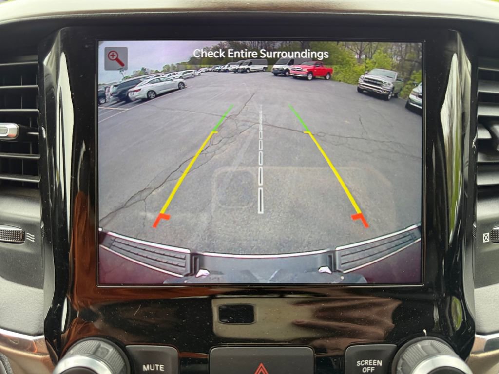 Used 2022 RAM 1500 Laramie AWD/4WD image 13