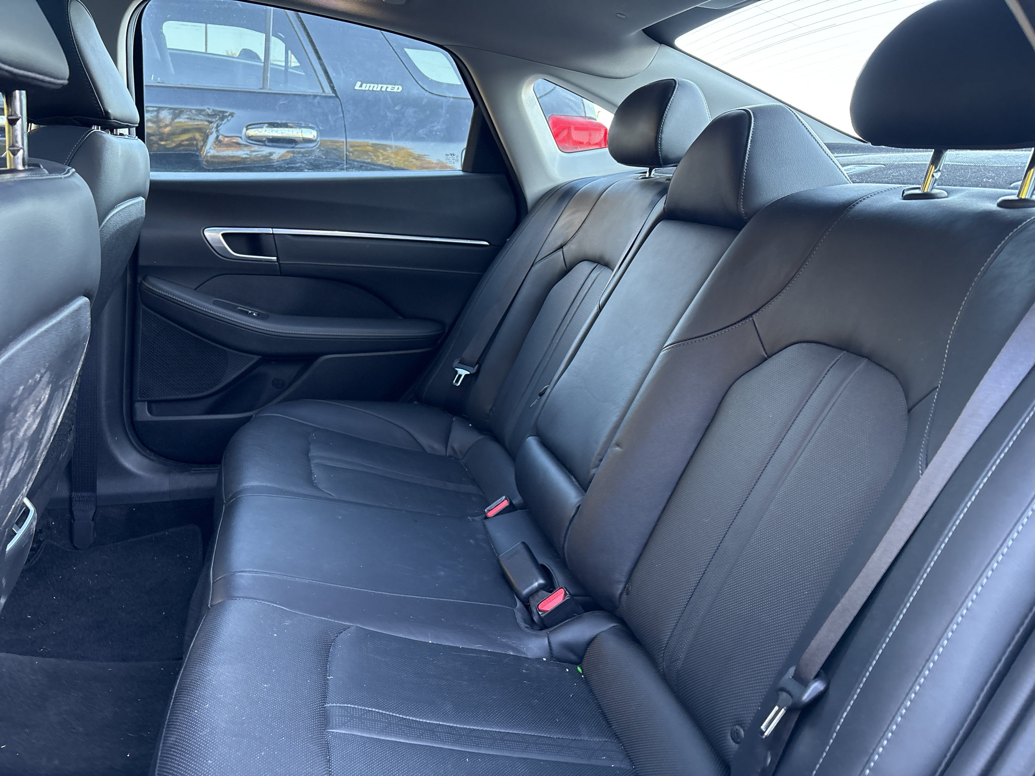 Used 2021 Hyundai Sonata Limited FWD image 4
