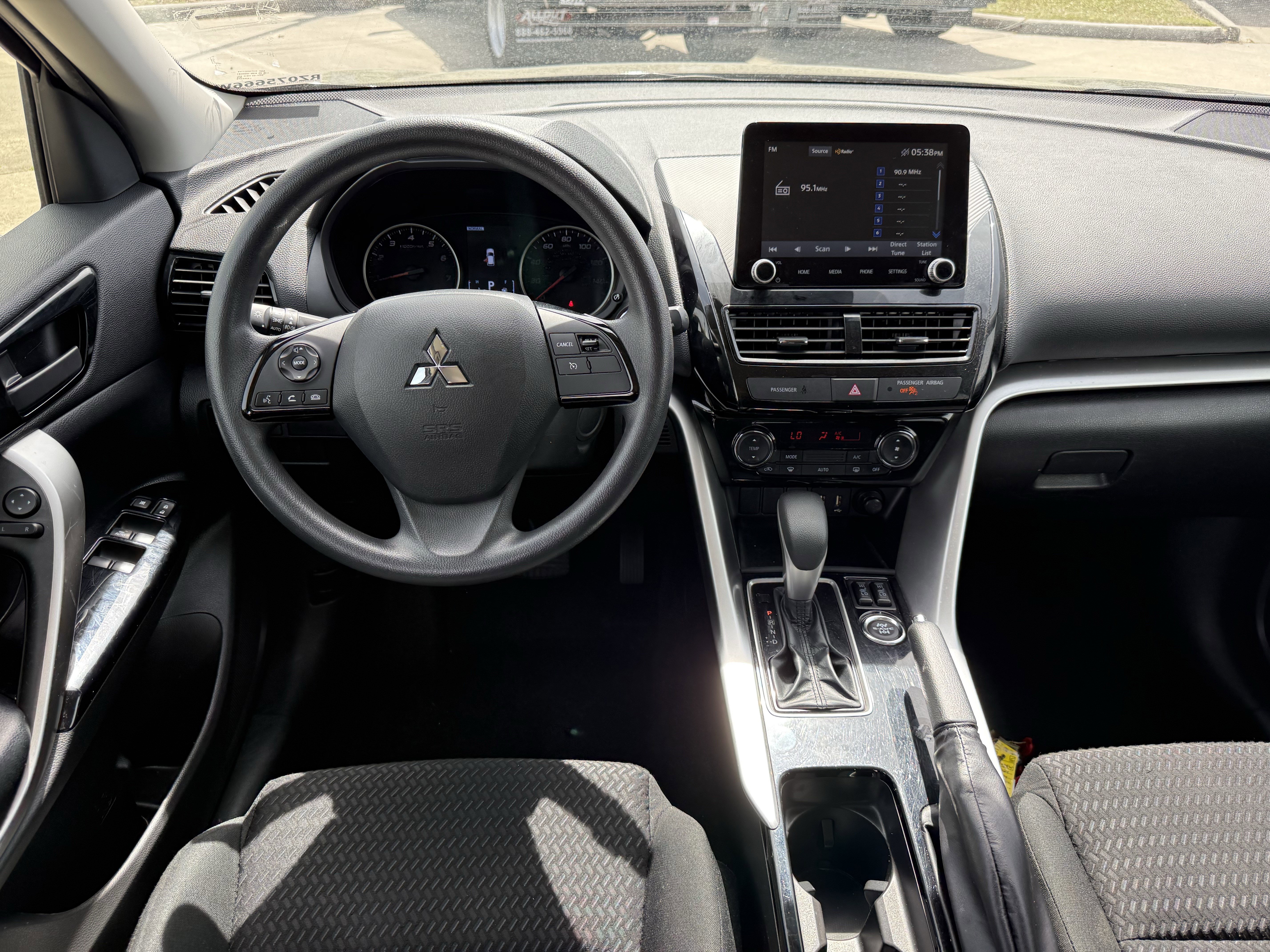 Used 2024 Mitsubishi Eclipse Cross LE image 14