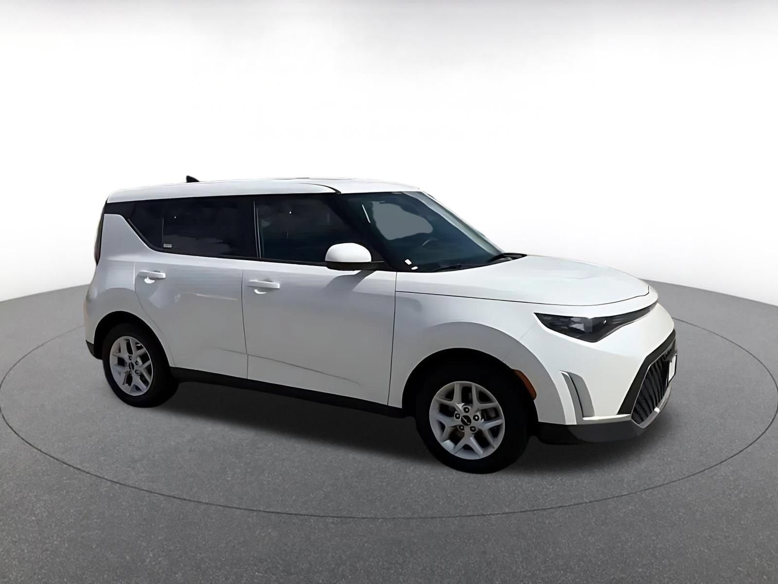 Used 2025 Kia Soul LX w/ LX Technology Package FWD video 2