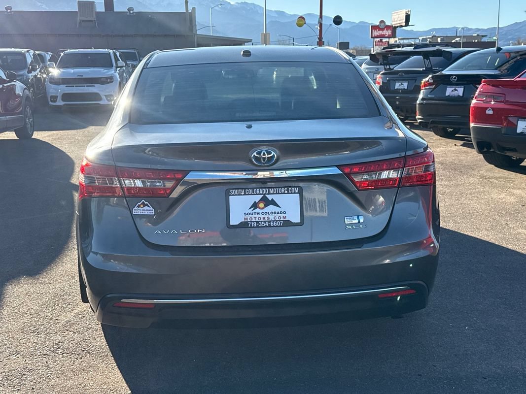 Used 2018 Toyota Avalon XLE Premium FWD image 6