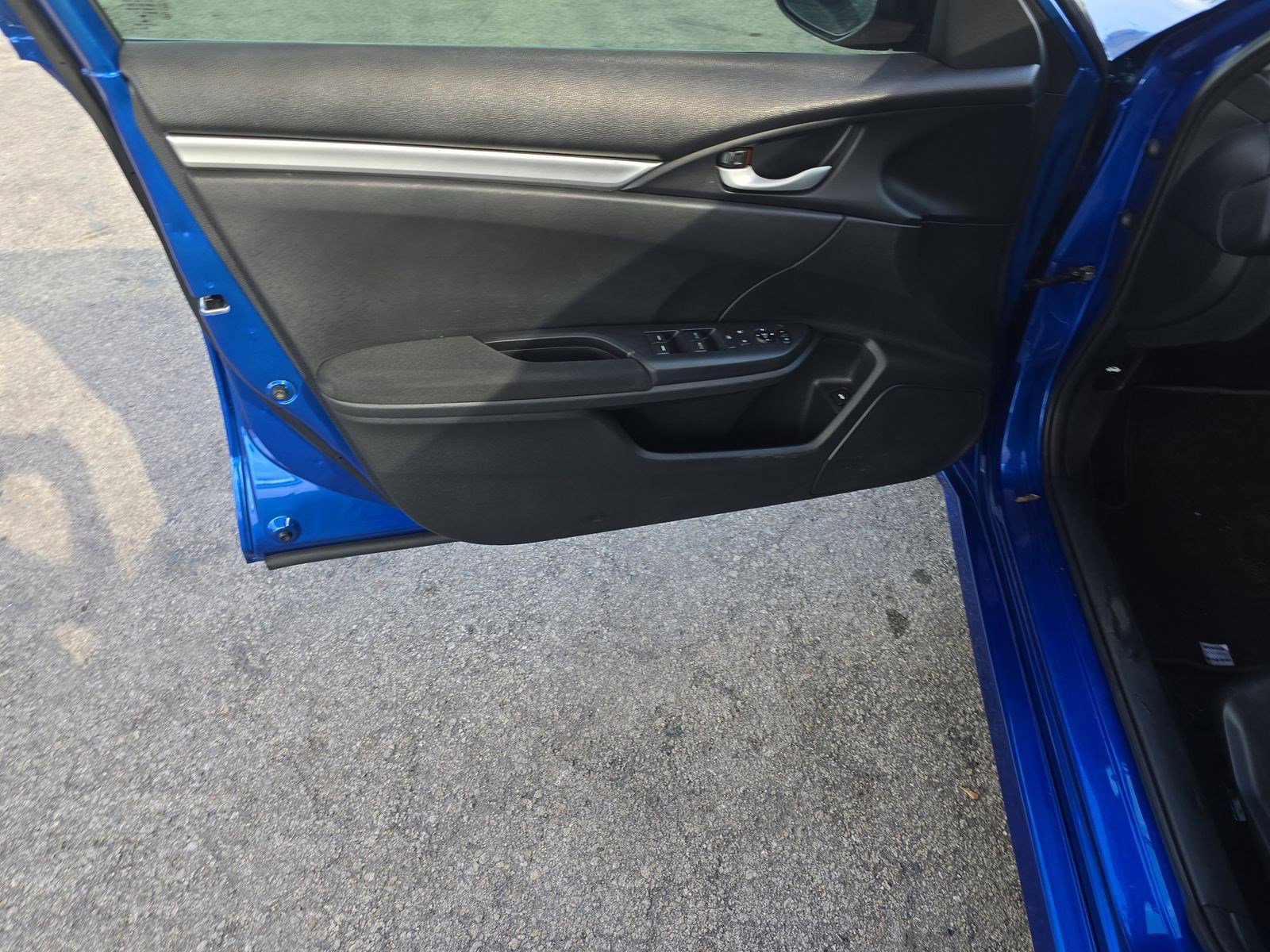 Used 2018 Honda Civic LX image 13