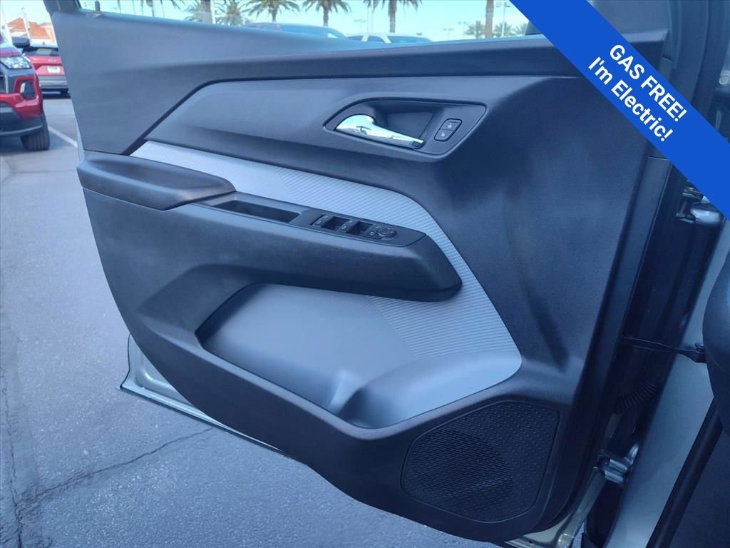 New 2027 Chevrolet Bolt LT FWD image 9