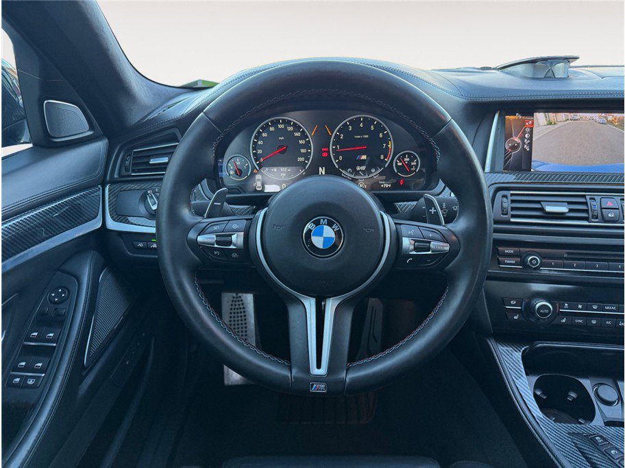 Used 2016 BMW M5 RWD image 12