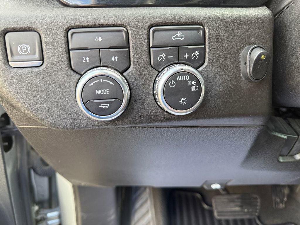 Used 2024 GMC Sierra 2500 SLE image 16