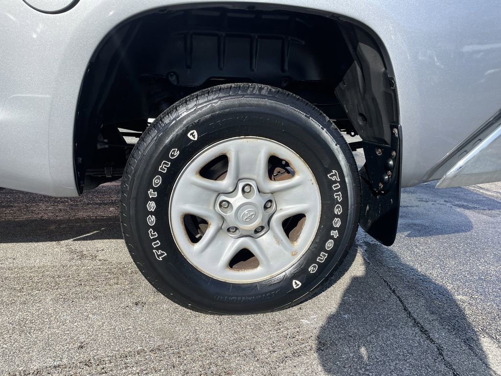 Used 2017 Toyota Tundra SR5 AWD/4WD image 10
