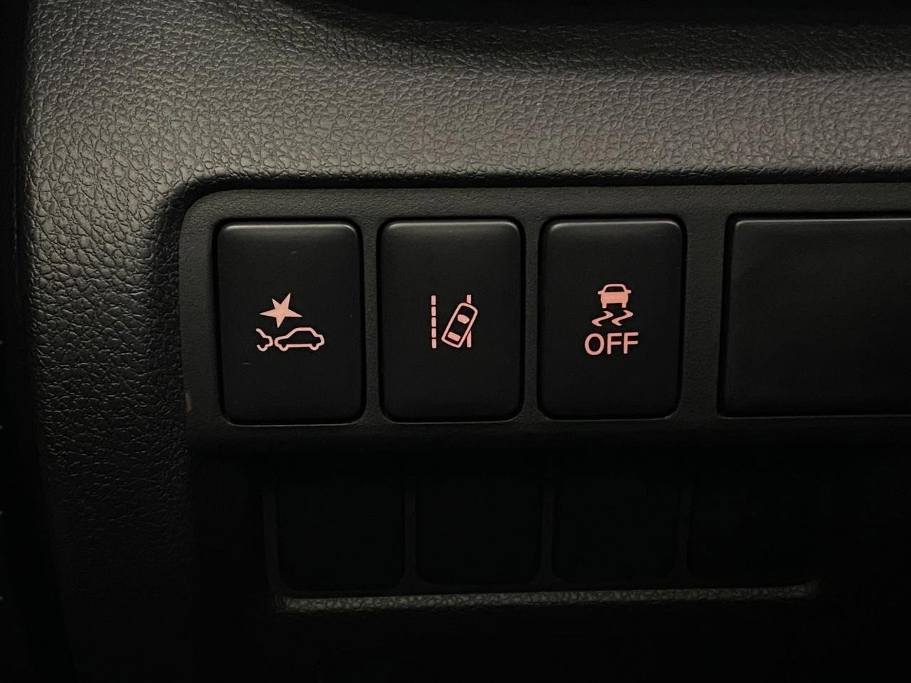 New 2026 Mitsubishi Eclipse Cross ES image 13