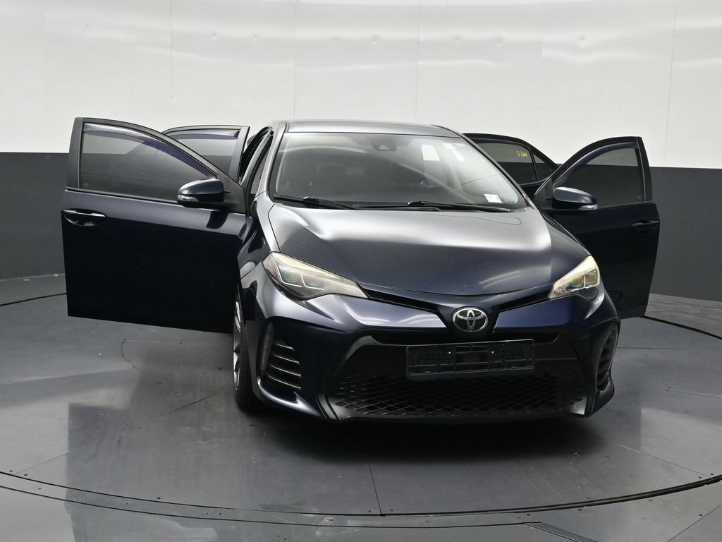 Used 2019 Toyota Corolla SE FWD image 36