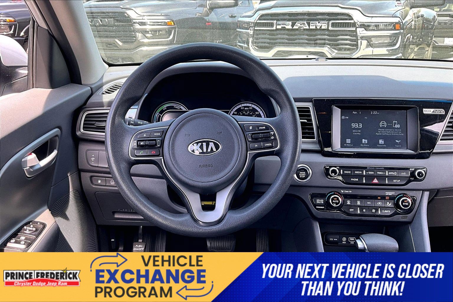 Used 2017 Kia Niro LX image 5