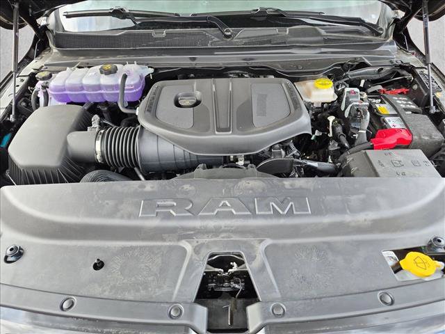 New 2026 RAM 1500 Big Horn w/ Night Edition AWD/4WD image 17