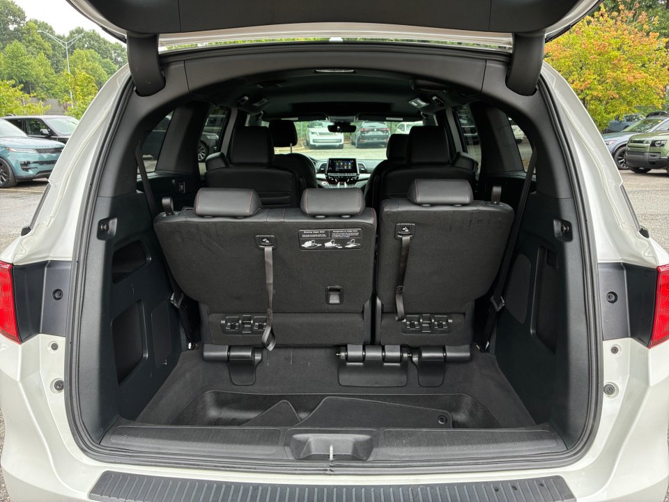 Used 2024 Honda Odyssey Sport image 19