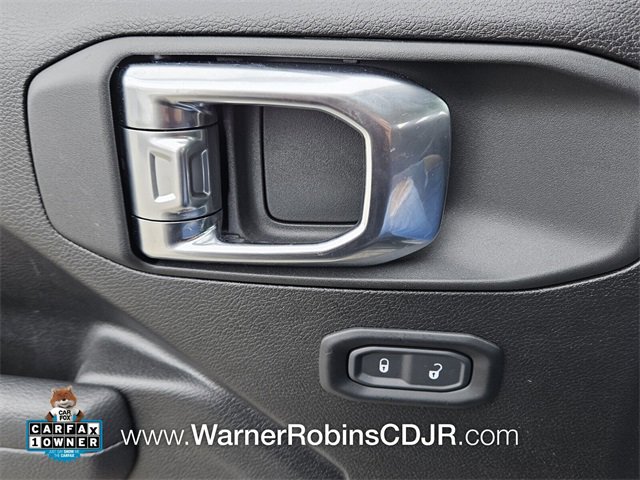 Used 2025 Jeep Wrangler Sport image 32