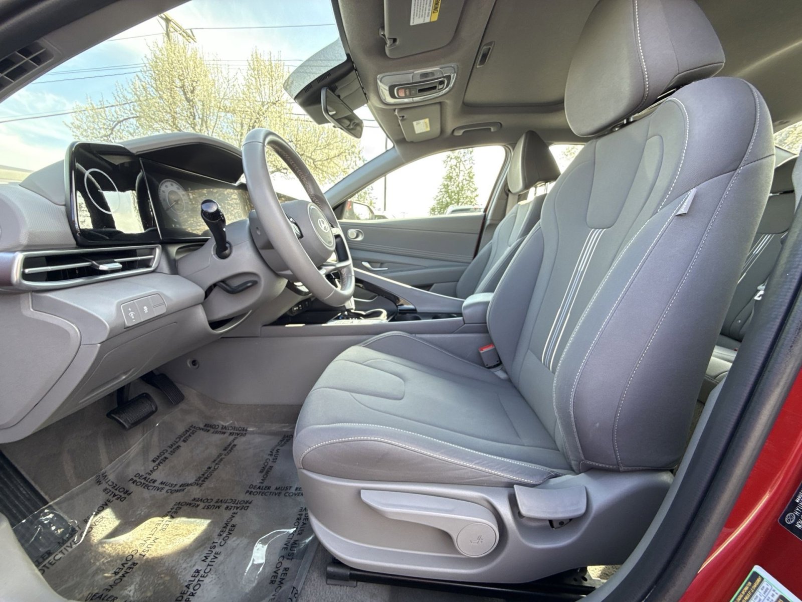 Certified 2025 Hyundai Elantra SEL image 13