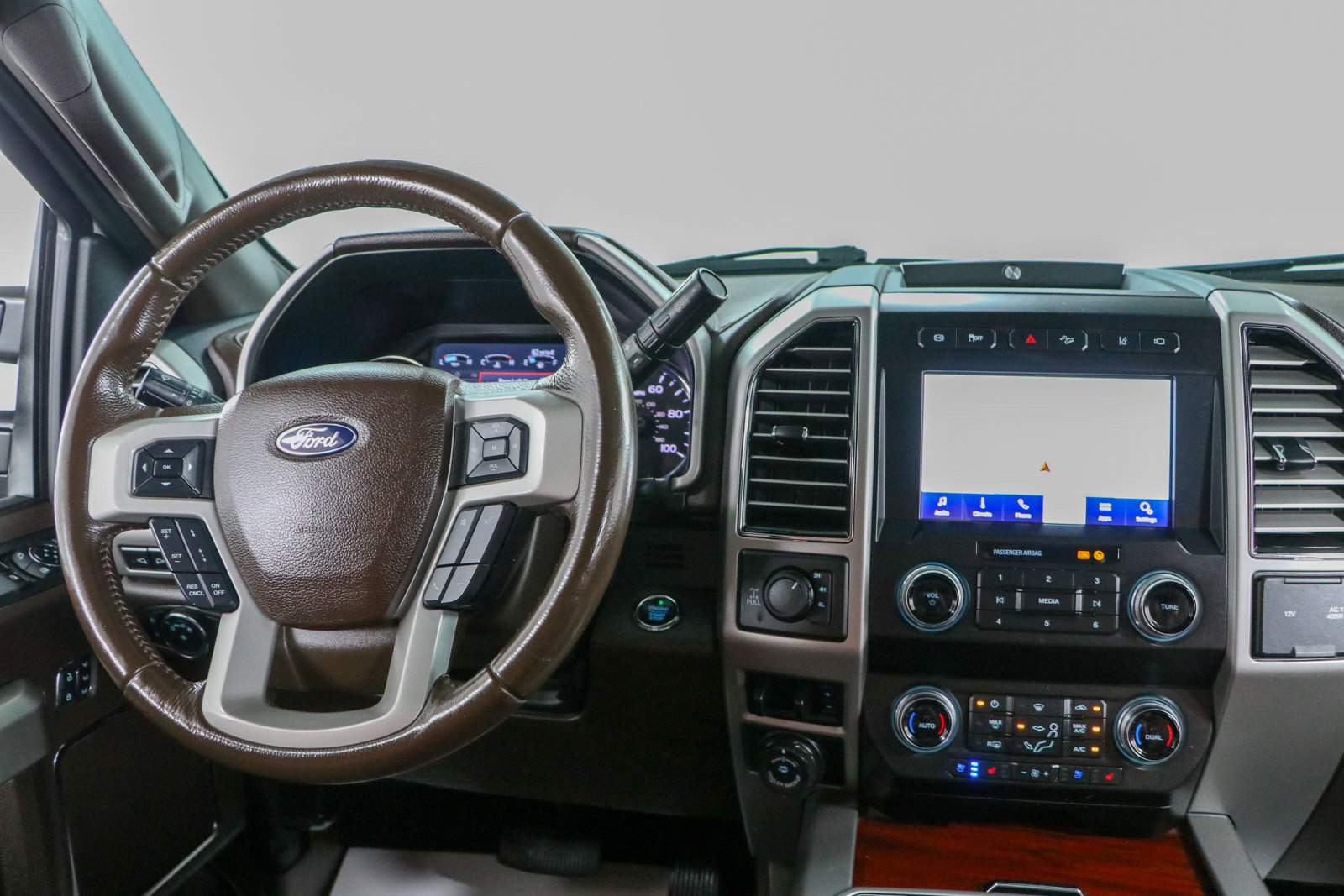 Used 2021 Ford F250 King Ranch w/ King Ranch Ultimate Package AWD/4WD image 18