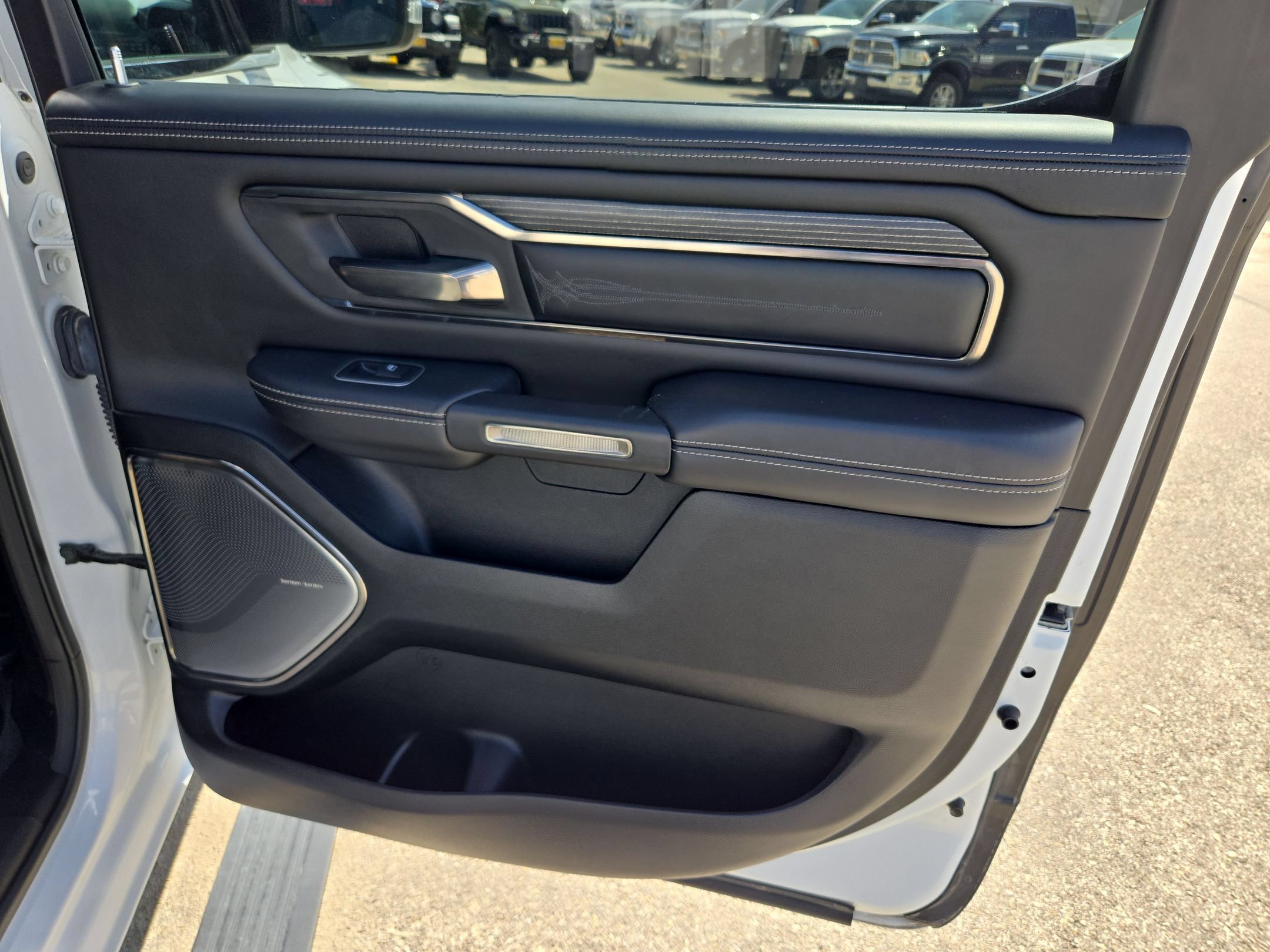 Used 2020 RAM 1500 Limited AWD/4WD image 26