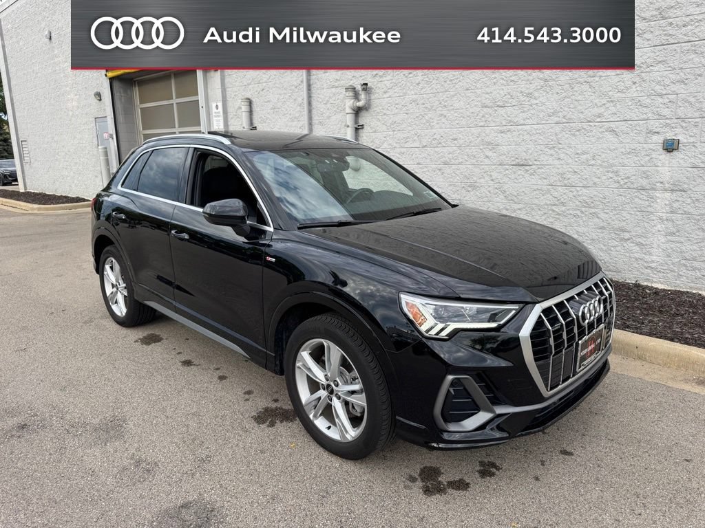 Used 2024 Audi Q3 2.0T Premium Plus