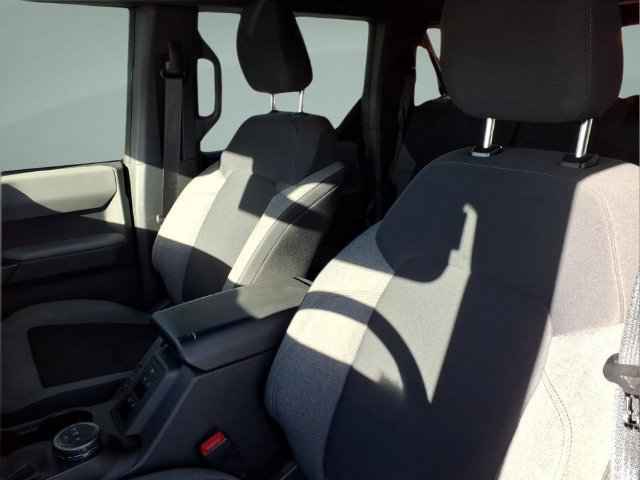Used 2021 Ford Bronco 4-Door AWD/4WD image 14