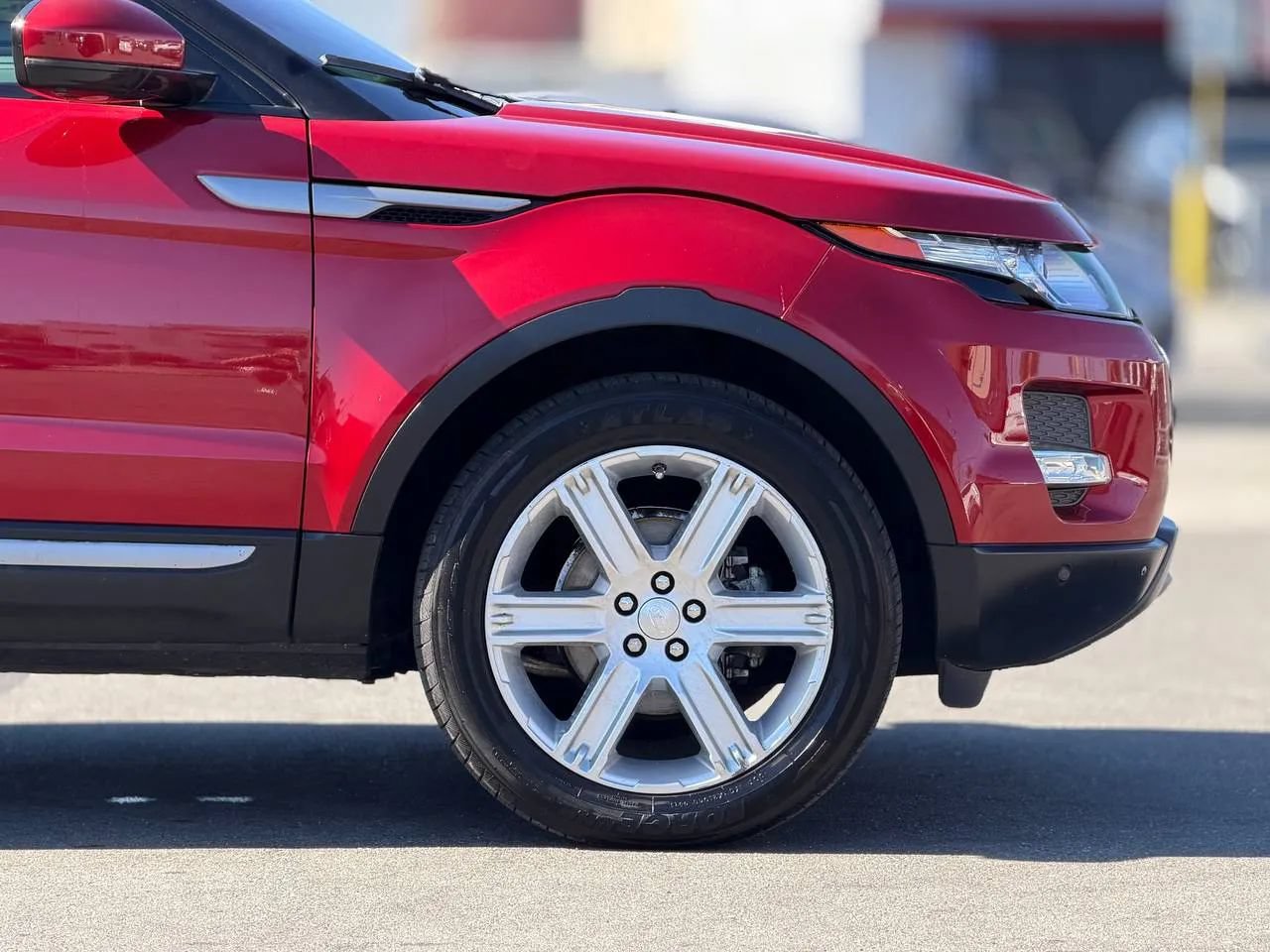 Used 2014 Land Rover Range Rover Evoque Pure Premium AWD/4WD image 22