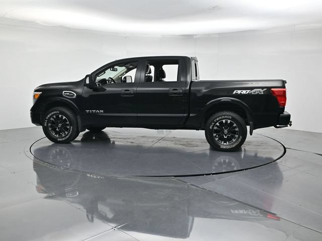 Used 2017 Nissan Titan PRO-4X w/ Pro-4x Convenience Package AWD/4WD image 7