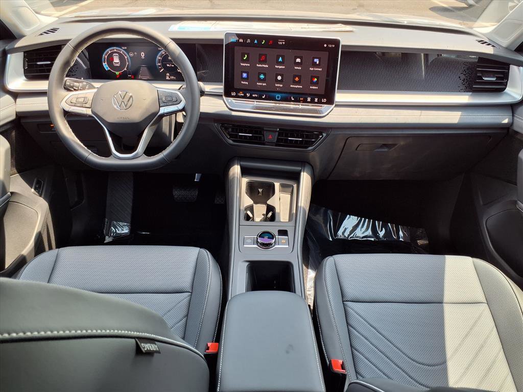 New 2026 Volkswagen Tiguan SE image 13