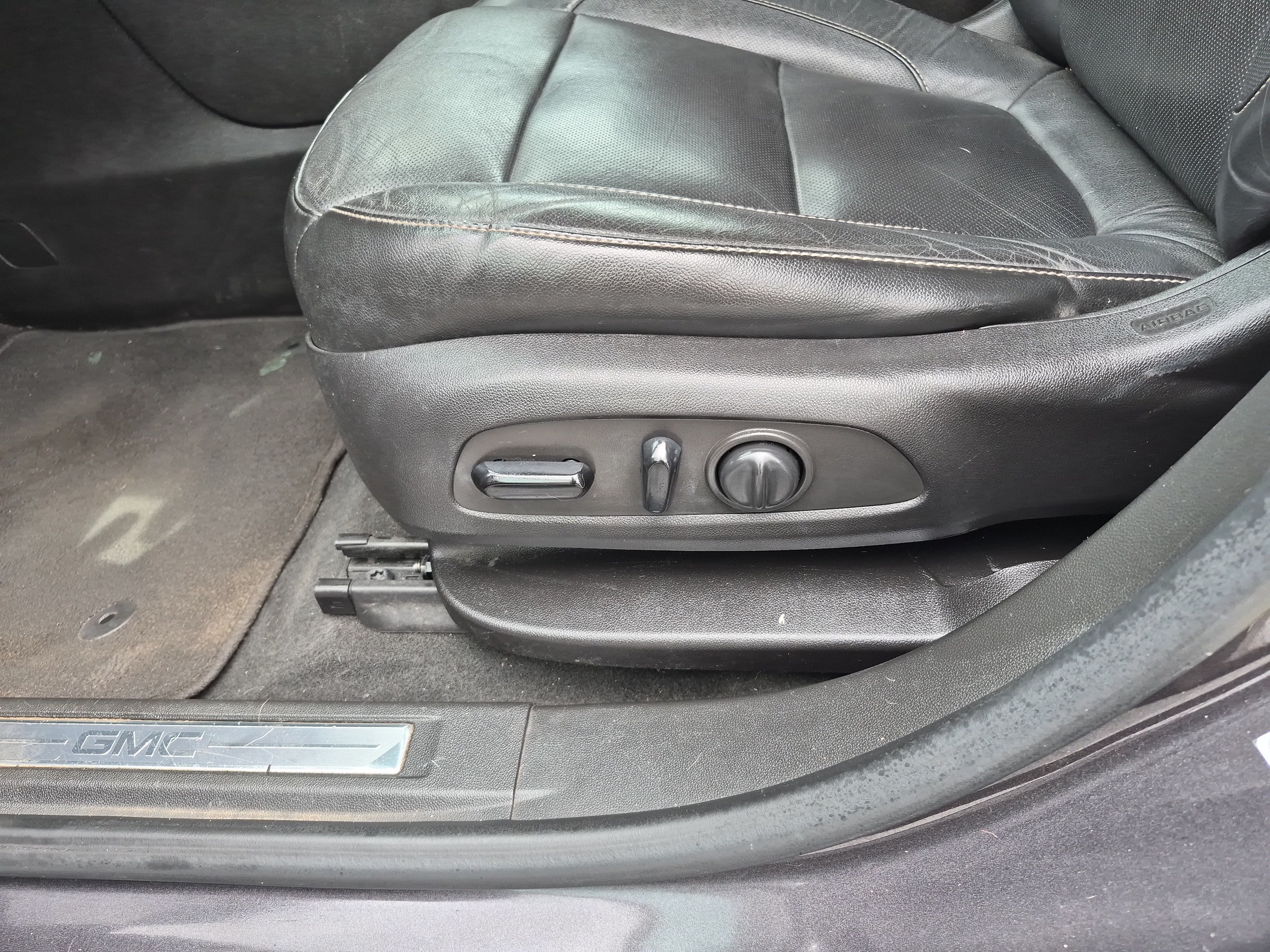 Used 2017 GMC Acadia SLT FWD image 11