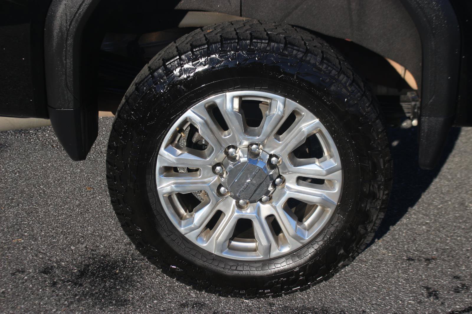 Used 2023 GMC Sierra 2500 Denali w/ Denali Ultimate Package image 42