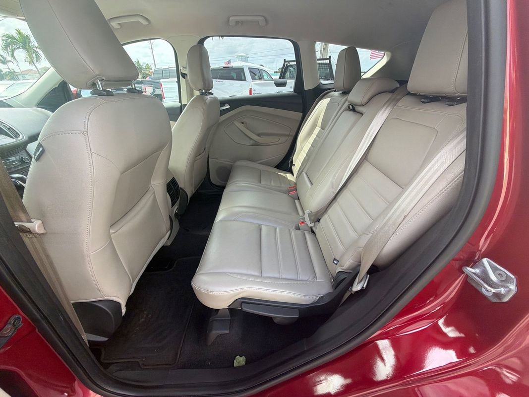 Used 2018 Ford Escape SEL FWD image 10