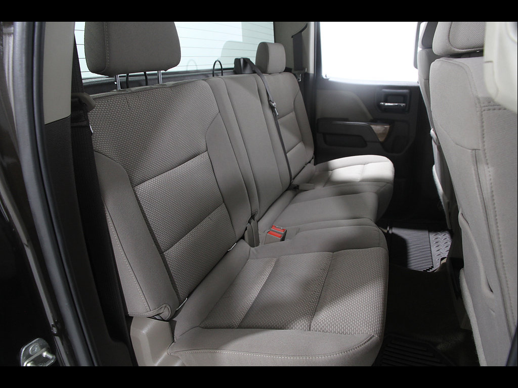 Used 2018 GMC Sierra 1500 SLE w/ SLE Value Package AWD/4WD image 17