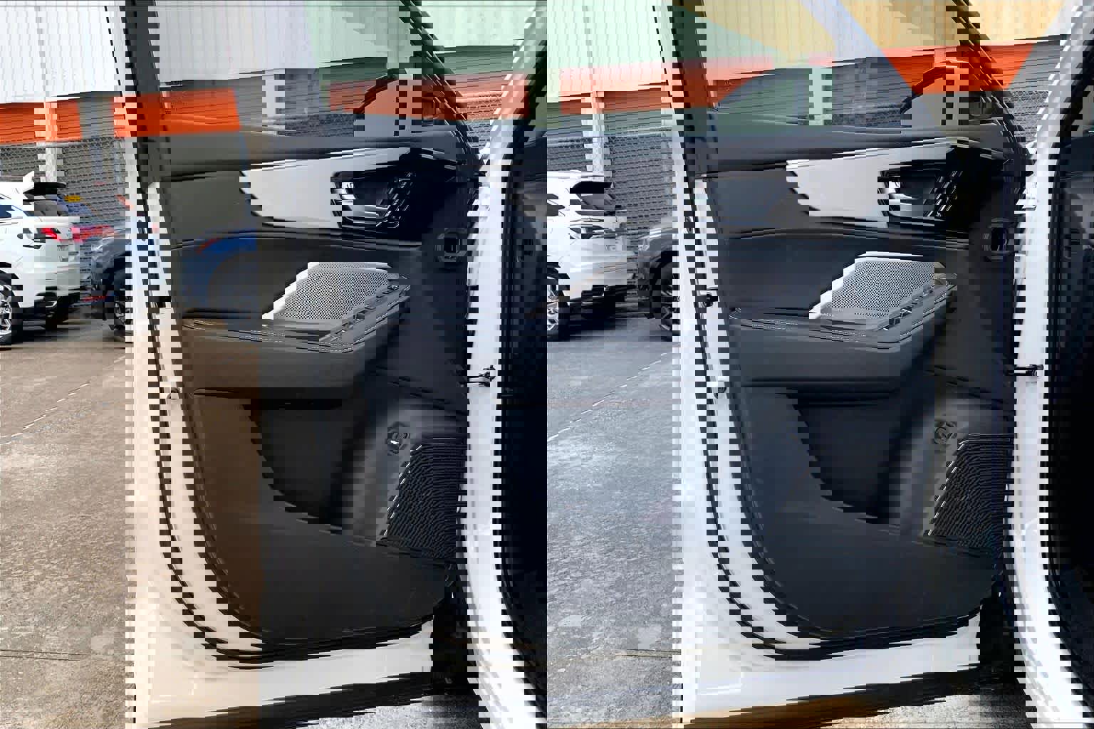 Certified 2025 Acura MDX SH-AWD w/ Technology Package image 20