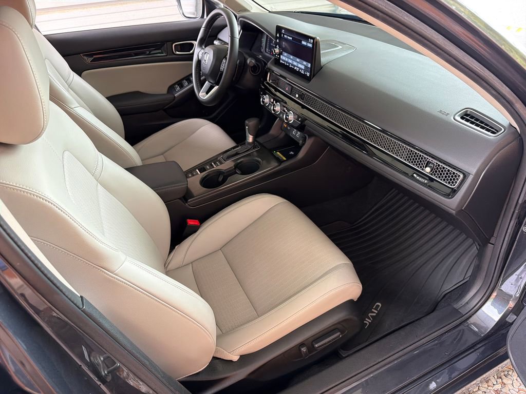 Used 2024 Honda Civic Touring image 26