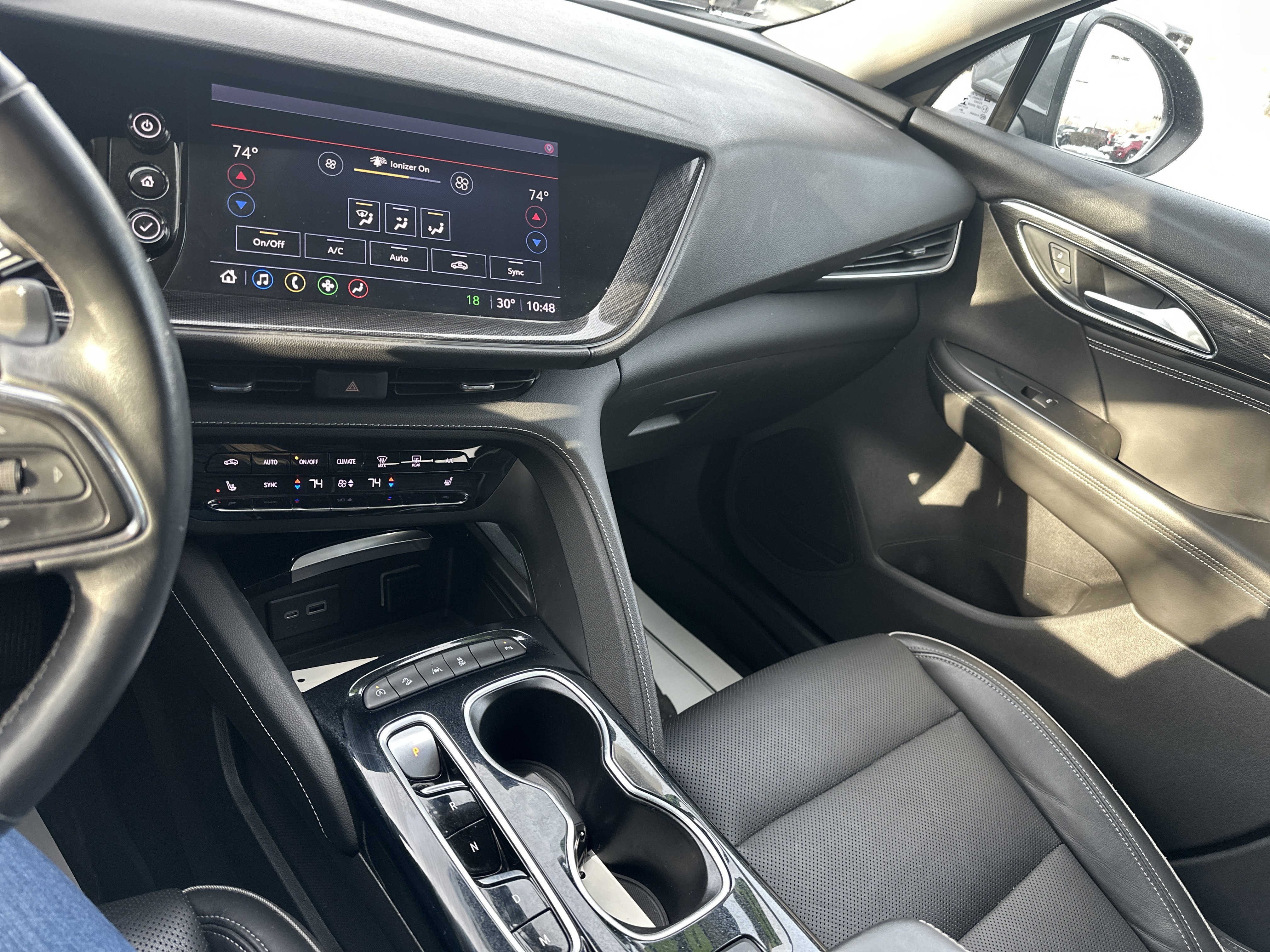 Used 2021 Buick Envision Essence image 22