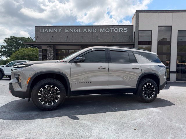 Used 2026 Chevrolet Traverse Z71 w/ Enhanced Driving Package AWD/4WD image 17